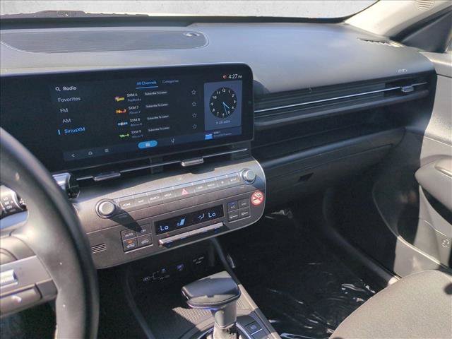 Used 2025 Hyundai Kona SEL FWD image 14