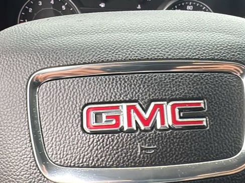 Used 2019 GMC Terrain SLE w/ Driver Convenience Package image 19