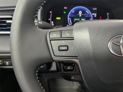 New 2026 Toyota Camry SE image 13