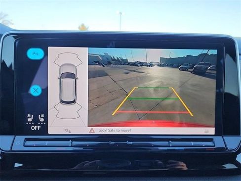 Certified 2024 Volkswagen Atlas Cross Sport SE w/ Panoramic Sunroof Package image 20