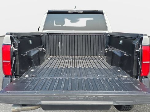 Used 2025 Toyota Tacoma SR RWD image 11