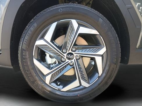 Certified 2024 Hyundai Tucson Limited AWD/4WD image 33