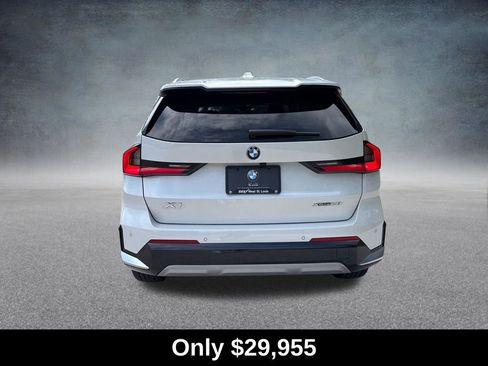 Used 2023 BMW X1 xDrive28i w/ Convenience Package AWD/4WD image 4