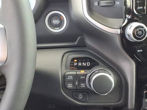 New 2026 RAM 1500 Big Horn AWD/4WD image 10