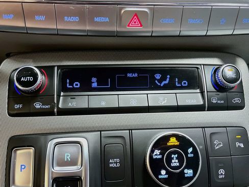 Used 2021 Hyundai Palisade SEL AWD/4WD image 16
