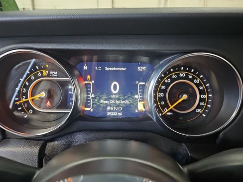 Certified 2022 Jeep Gladiator Overland image 18