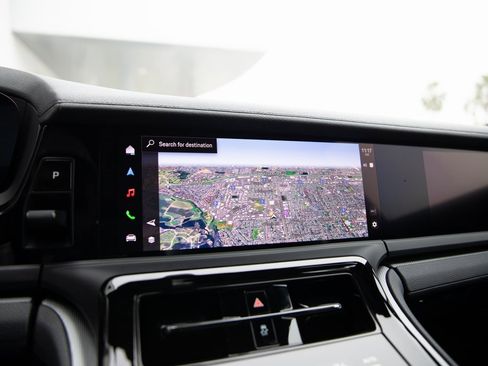 Certified 2024 Porsche Panamera 4 image 14