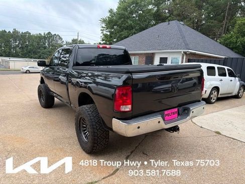 Used 2015 RAM 2500 Tradesman w/ Chrome Appearance Group AWD/4WD image 8