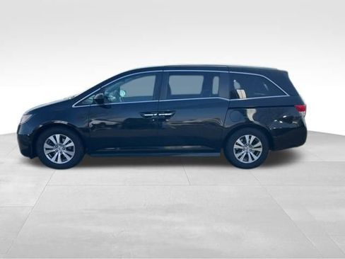 Used 2016 Honda Odyssey SE image 4