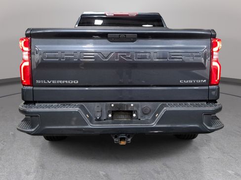 Used 2022 Chevrolet Silverado 1500 Custom w/ Safety Confidence Package AWD/4WD image 6
