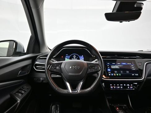 Used 2023 Chevrolet Bolt EUV Premier image 30