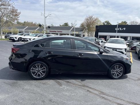 Used 2023 Kia Forte GT-Line FWD image 9