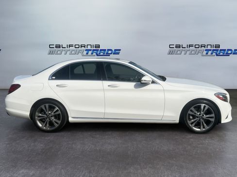 Used 2019 Mercedes-Benz C 300 Sedan w/ Premium Package image 4