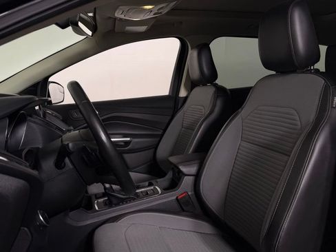 Used 2018 Ford Escape Titanium AWD/4WD image 16