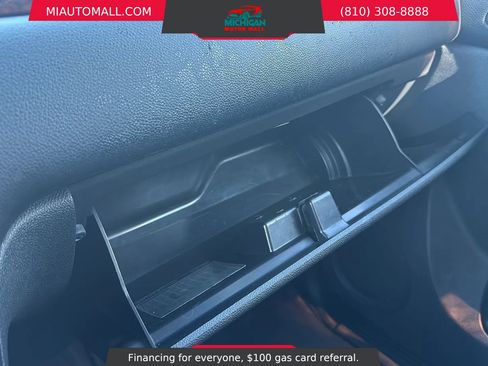Used 2013 GMC Yukon XL SLT AWD/4WD image 12