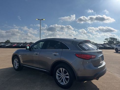 Used 2017 INFINITI QX70 2WD image 13