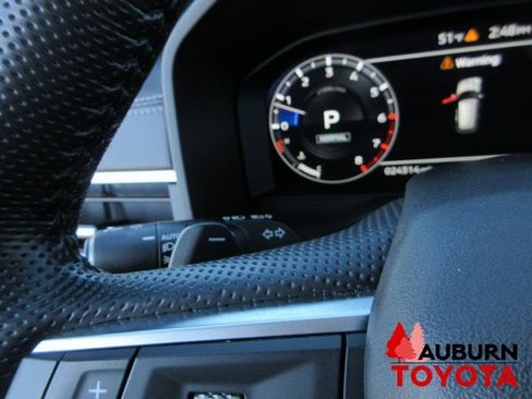 Used 2023 Mitsubishi Outlander SEL image 15