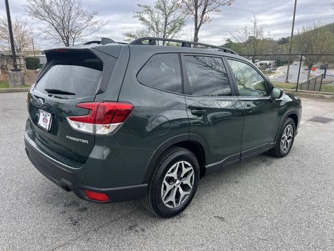 Certified 2023 Subaru Forester Premium image 7