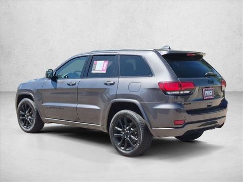 Used 2019 Jeep Grand Cherokee Altitude AWD/4WD image 7