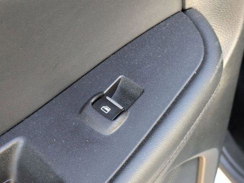 Used 2024 Ford Edge SEL image 23