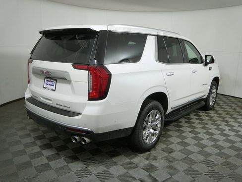 Used 2023 GMC Yukon Denali image 3