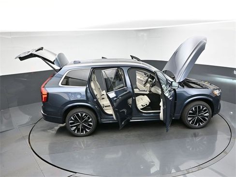New 2026 Volvo XC90 B6 Ultra image 50