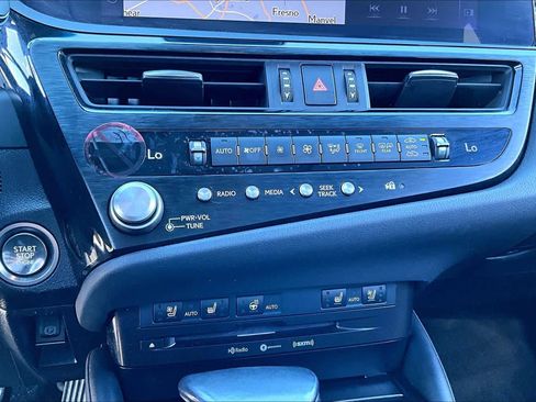 Used 2022 Lexus ES 250 w/ Premium Package image 31