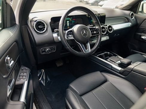 Used 2022 Mercedes-Benz GLB 250 image 18