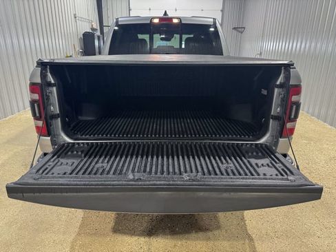 Used 2021 RAM 1500 Laramie AWD/4WD image 5