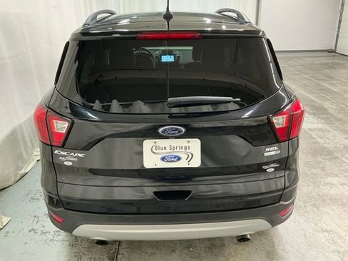 Used 2019 Ford Escape SEL AWD/4WD image 4