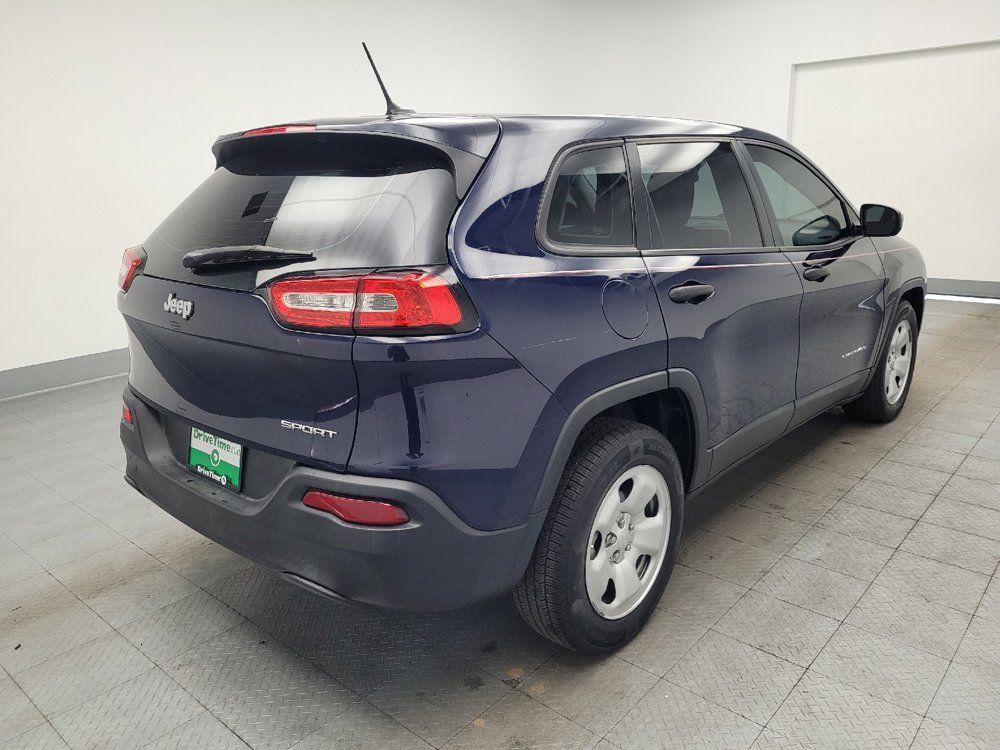 Used 2015 Jeep Cherokee Sport FWD image 9