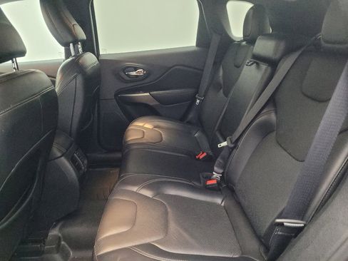 Used 2020 Jeep Cherokee Limited AWD/4WD image 18