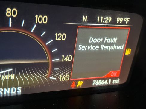 Used 2017 Lincoln Continental Select FWD image 26
