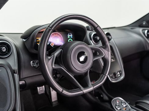 Used 2019 McLaren 570S Coupe RWD image 77