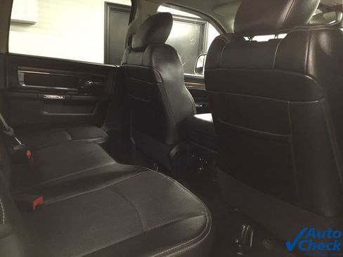 Used 2015 RAM 1500 Laramie w/ Convenience Group image 38