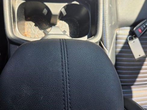 Used 2020 Toyota RAV4 XSE AWD/4WD image 8