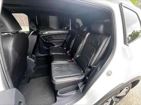 Certified 2023 Volkswagen Tiguan SEL R-Line AWD/4WD image 25