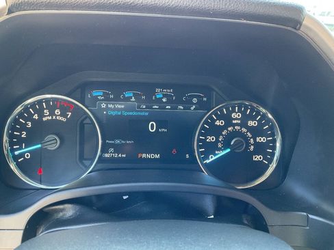 Used 2019 Ford F150 Lariat AWD/4WD image 21