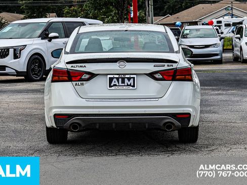 Used 2022 Nissan Altima 2.5 SR w/ Midnight Edition Package FWD image 12