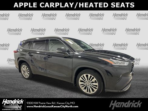 Used 2022 Toyota Highlander Platinum AWD/4WD image 1