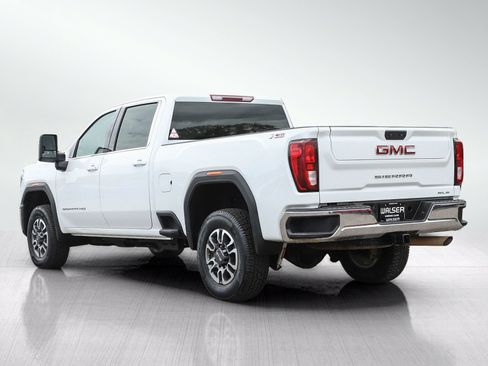 Used 2024 GMC Sierra 3500 SLE w/ SLE Convenience Package AWD/4WD image 3