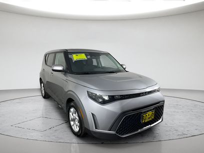 Used 2023 Kia Soul LX w/ Option Group 015