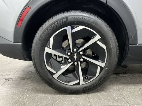 Certified 2025 Chevrolet Equinox EV LT FWD image 31