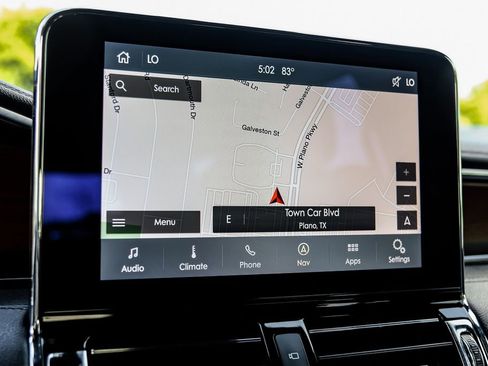 Used 2020 Lincoln Navigator Reserve RWD image 21