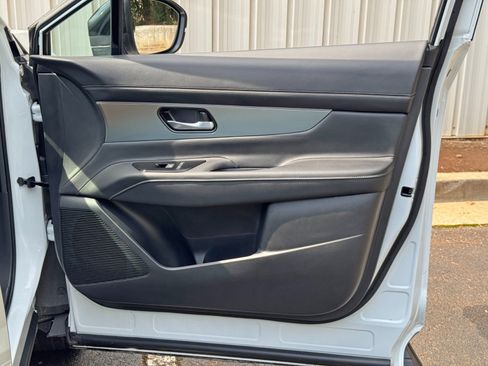 Used 2025 Nissan Murano SL AWD/4WD image 45