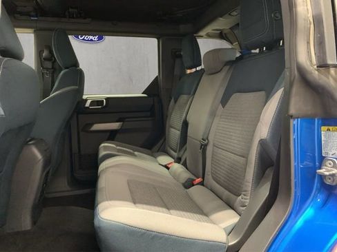 Used 2022 Ford Bronco Outer Banks image 21