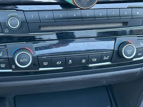 Used 2016 BMW M4 Convertible image 20