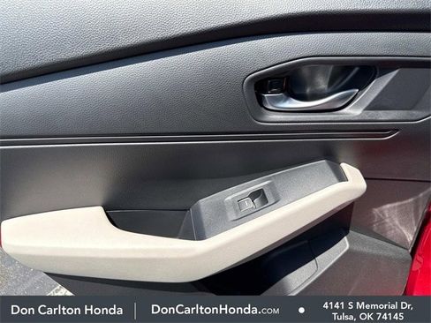 Used 2025 Honda Accord SE image 10