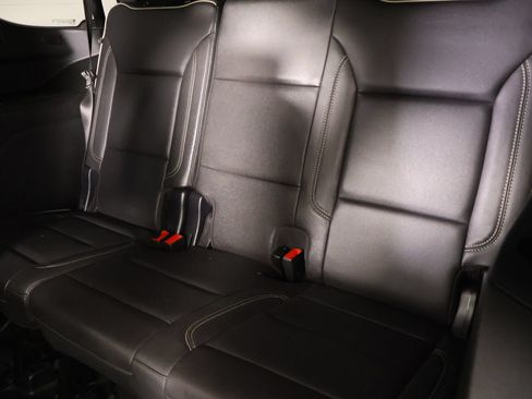 Used 2025 Chevrolet Tahoe Premier w/ Sun And Tow Package AWD/4WD image 13