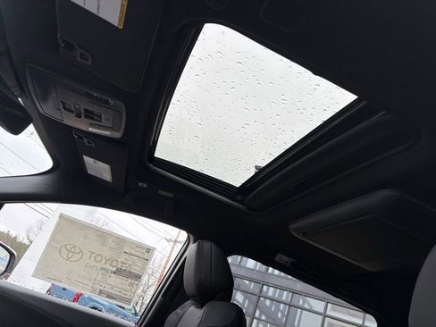 New 2026 Toyota Sienna Platinum image 41